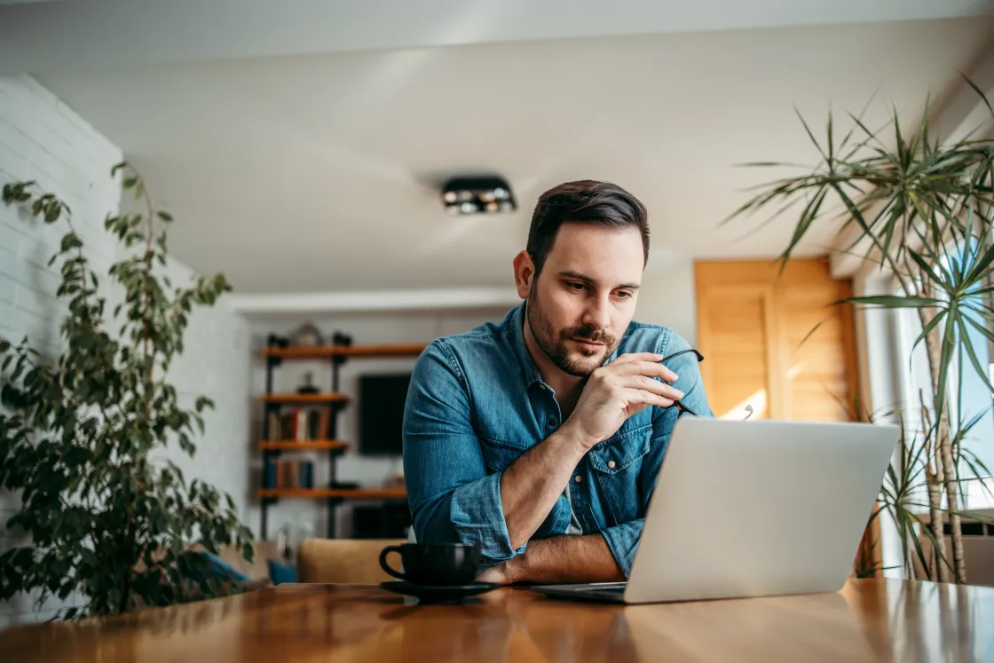 What factors affect your credit score?