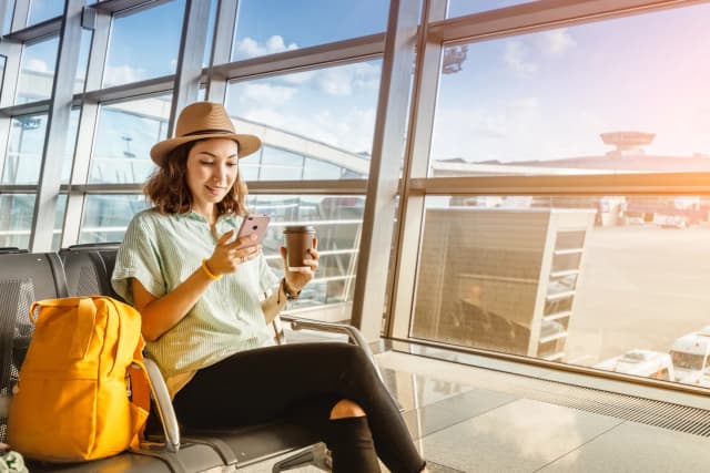 Travel Now, Pay Later in Canada: Options & How They Work