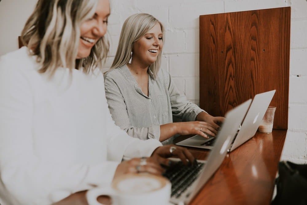 Get Weekend Instant Loans From Your Phone